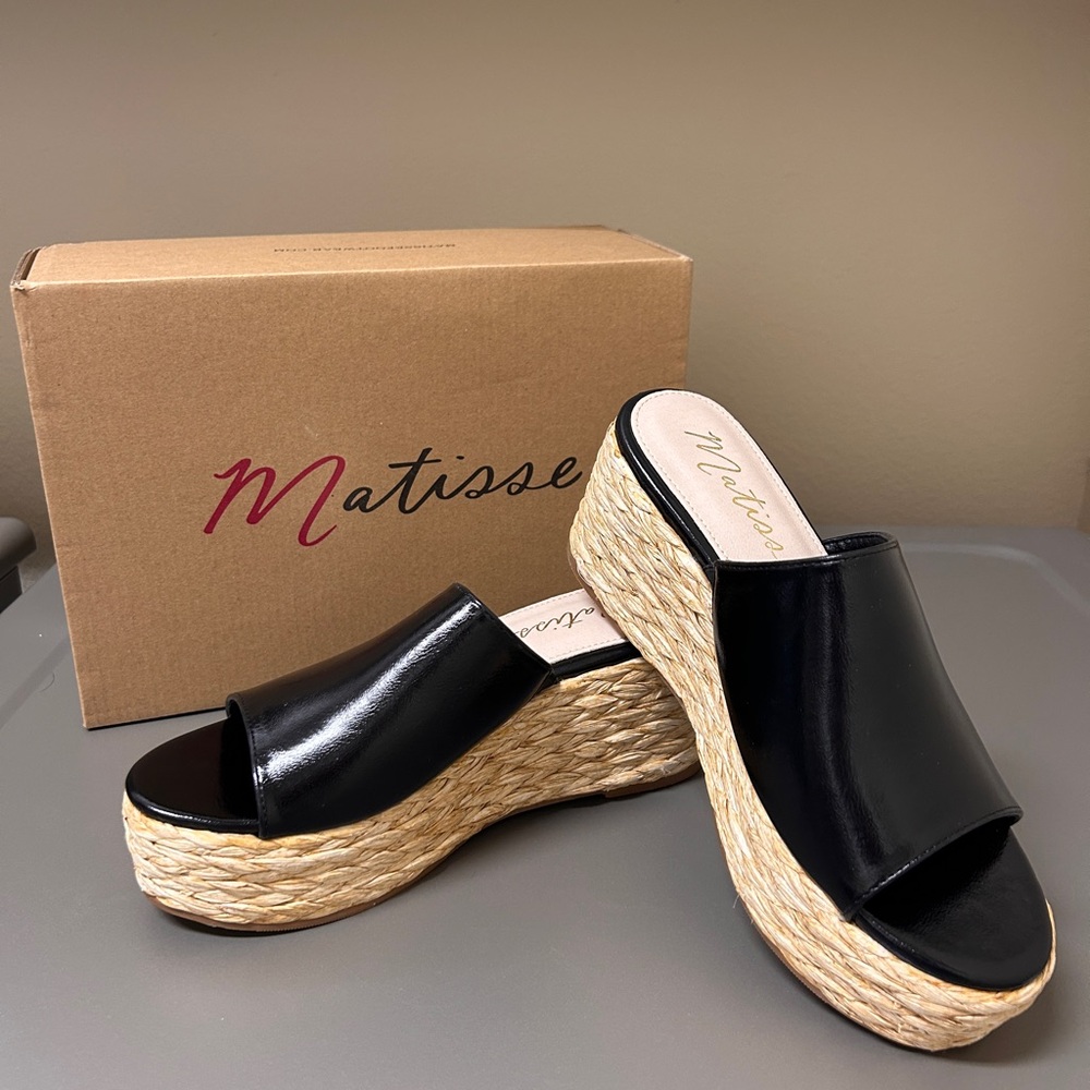 Matisse Black and Tan Wedge Sandals